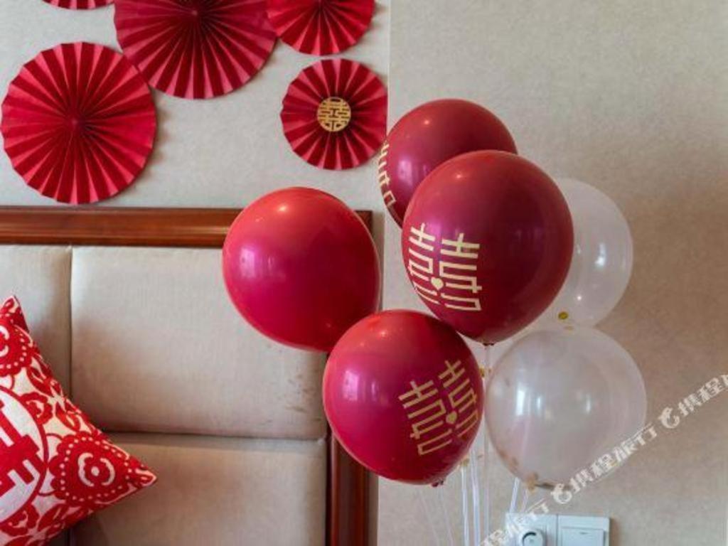 Nanchang Galactic Peace International Hotel Exterior photo
