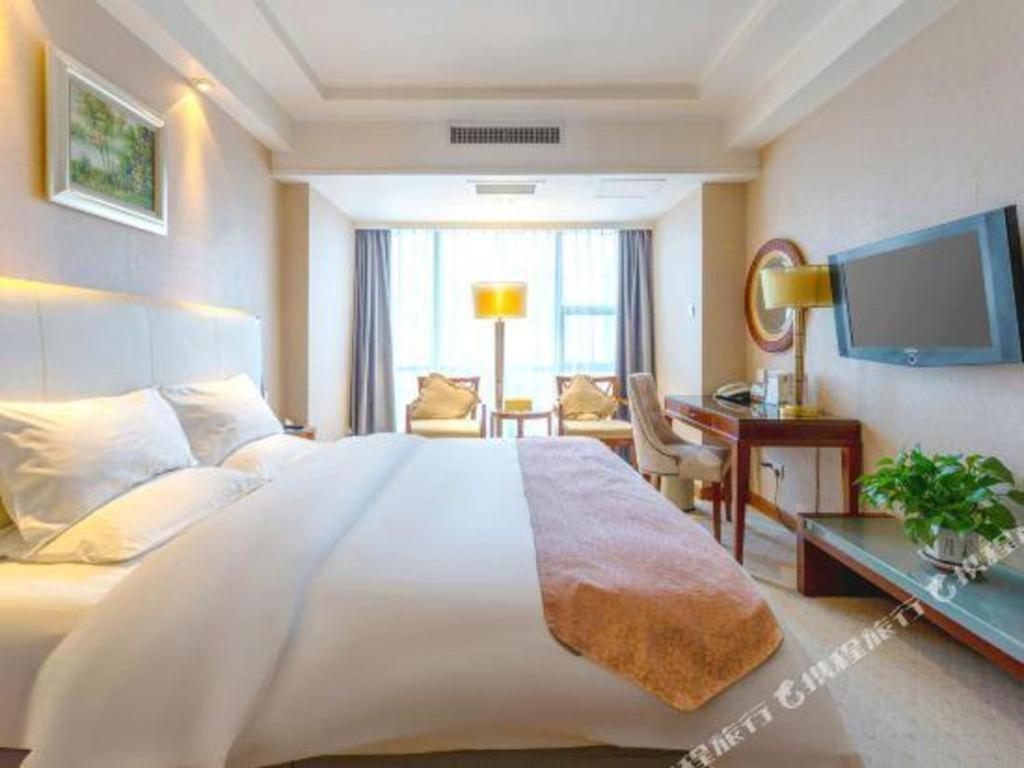 Nanchang Galactic Peace International Hotel Exterior photo